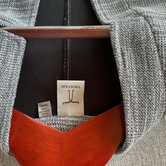 Tristan Grey Textured Blazer - size M - excellent condition - Picture 2 of 7